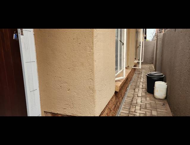 3 BEDROOM TOWNHOUSE FOR SALE IN WATERVAL EAST